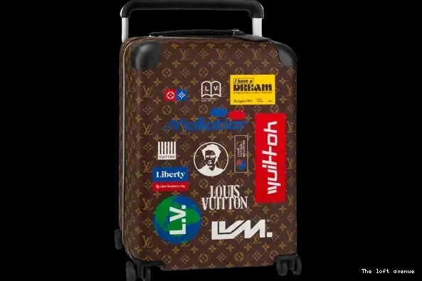 55 HORIZON 37L LOGO CABIN STORY CUSTOM SUITCASE 0601
